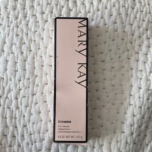 Mary Kay Time Wise 3 in 1 Cleanser  Combination to Oily Skin Formula